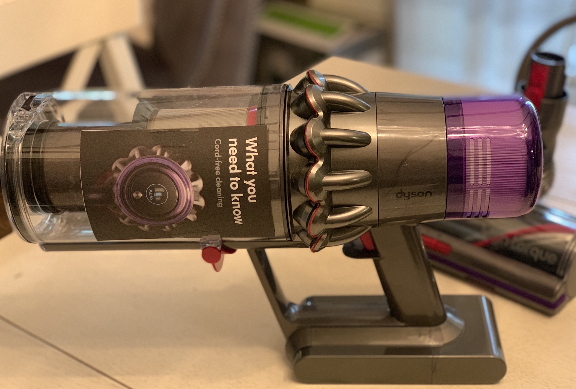 Dyson V11 Absolute Pro Cordless stick vacuum review | Best Buy Blog