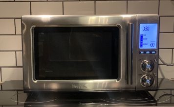 Breville BMO850BSS1BCA1 review