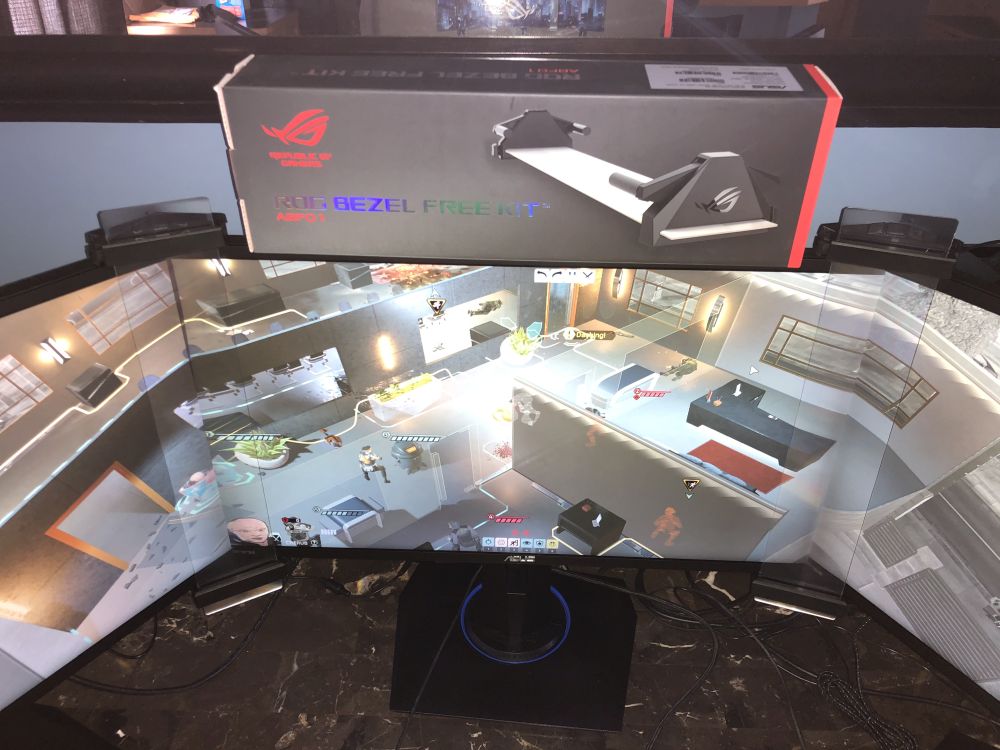 PC gaming with a three-monitor bezel-free setup