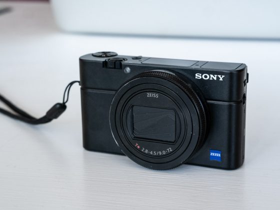A photo of the Sony RX100 VII