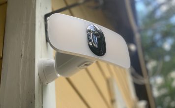 Arlo Pro 3 Floodlight Review