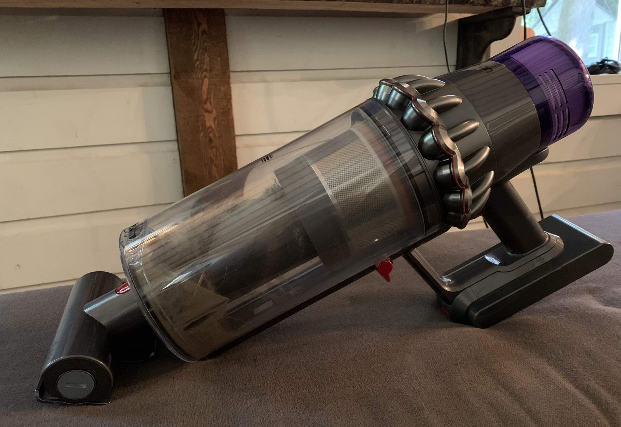 Dyson V11 Outsize cordless stick vacuum review | Best Buy Blog