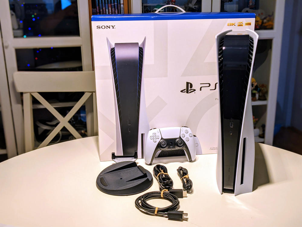 PS5 Digital-Only Edition Gets First Unboxing Video - PlayStation Universe