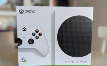 Xbox Series S unboxing