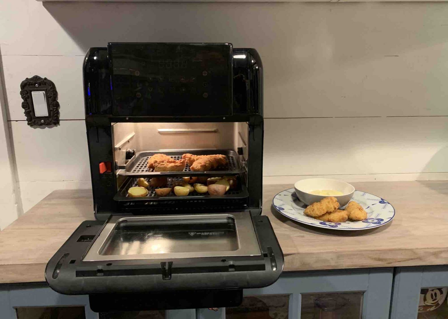 Insignia 10QT air fryer oven review Best Buy Blog