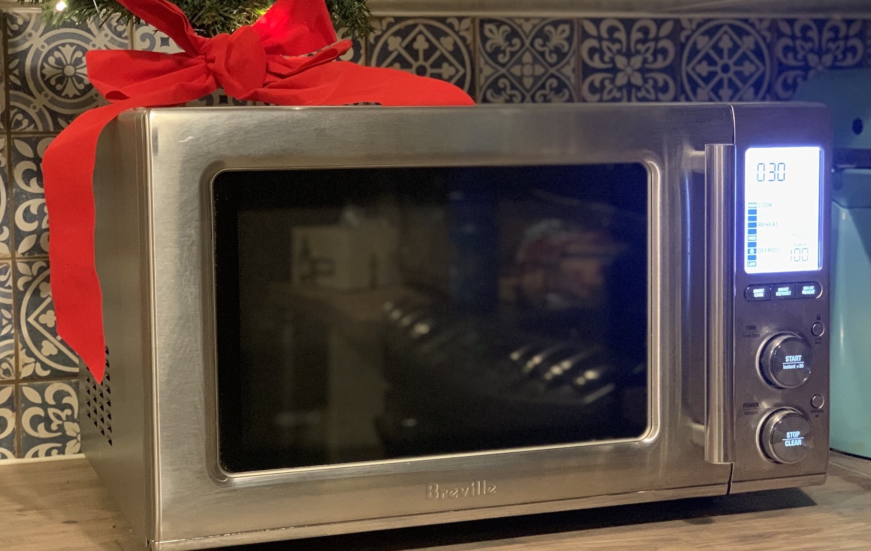 amazing microwaves to give for the holidays