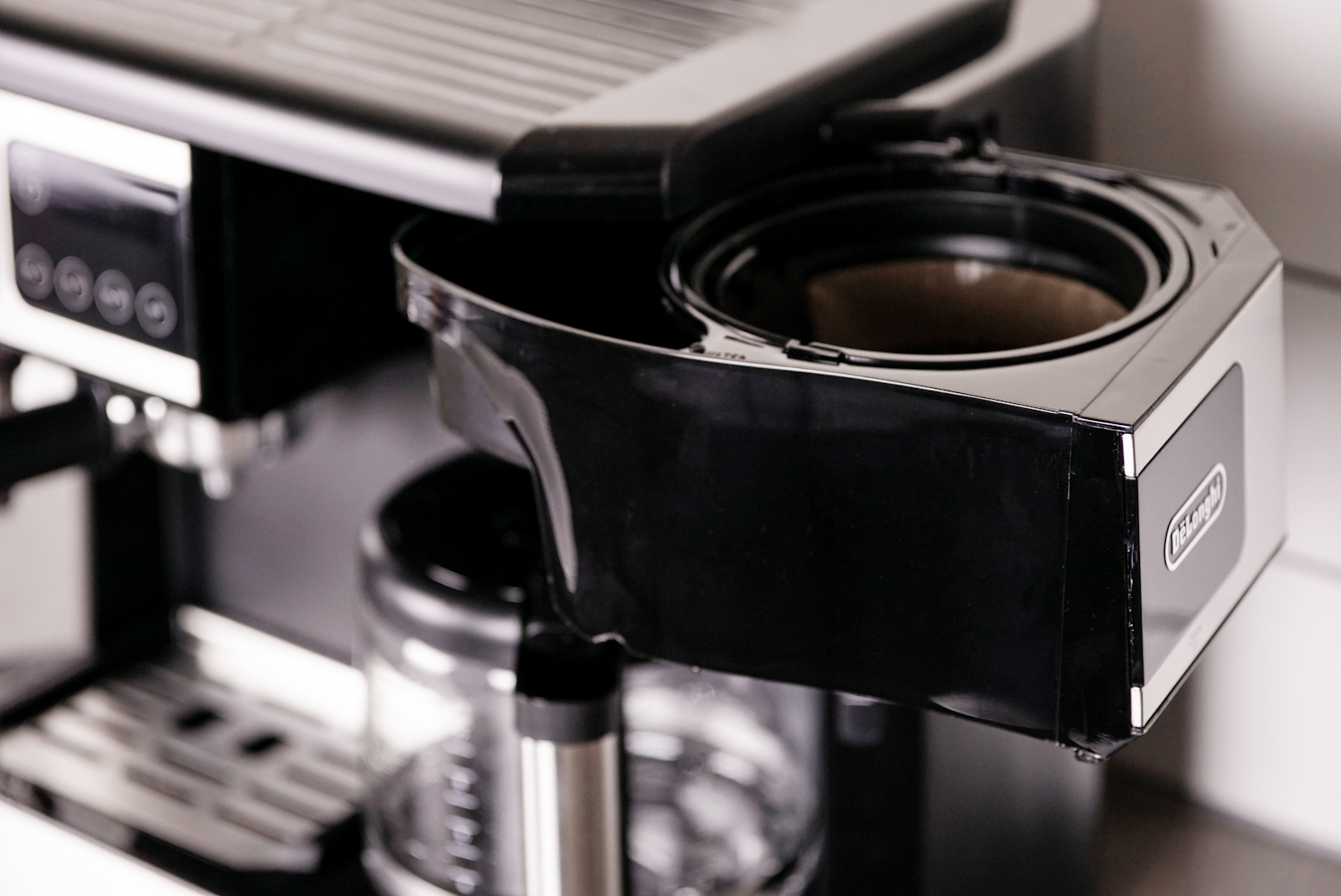 DeLonghi drip coffee review machine