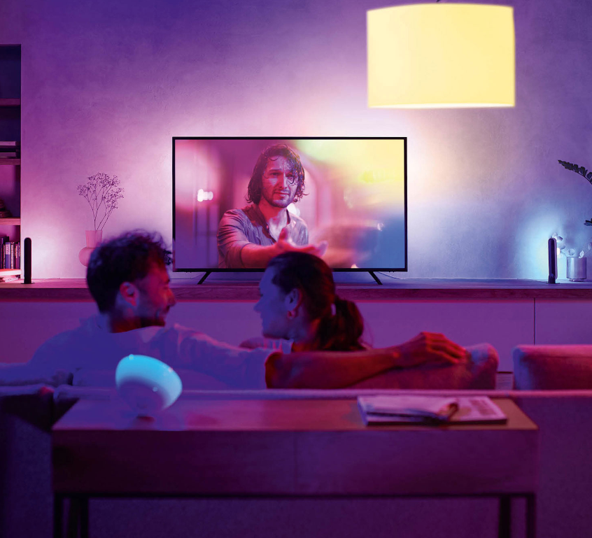 Philips Hue lighting by TV