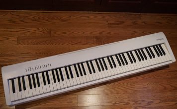 Roland FP-30x keyboard