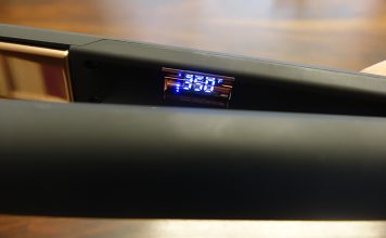 Close up of the Belisa by Lunata flat iron digital display.