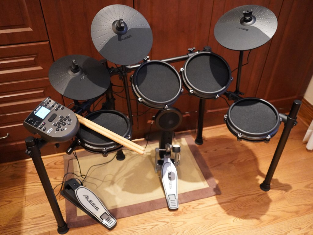 Alesis Nitro Mesh Electronic Drum Kit review | Best Buy Blog
