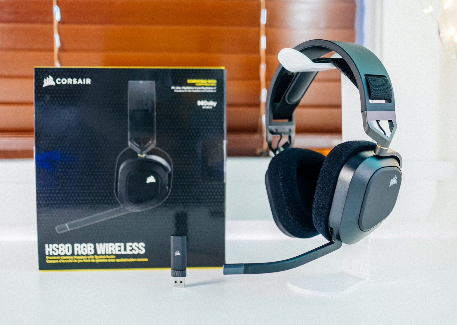 CORSAIR HS80 RGB Wireless Gaming Headset for PC, Mac, PS5, PS4 Carbon  CA-9011235-NA - Best Buy