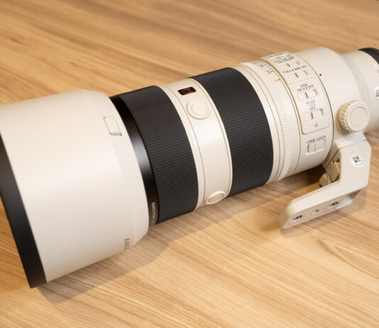 A photo of the Sony 70-200mm f/2.8 lens
