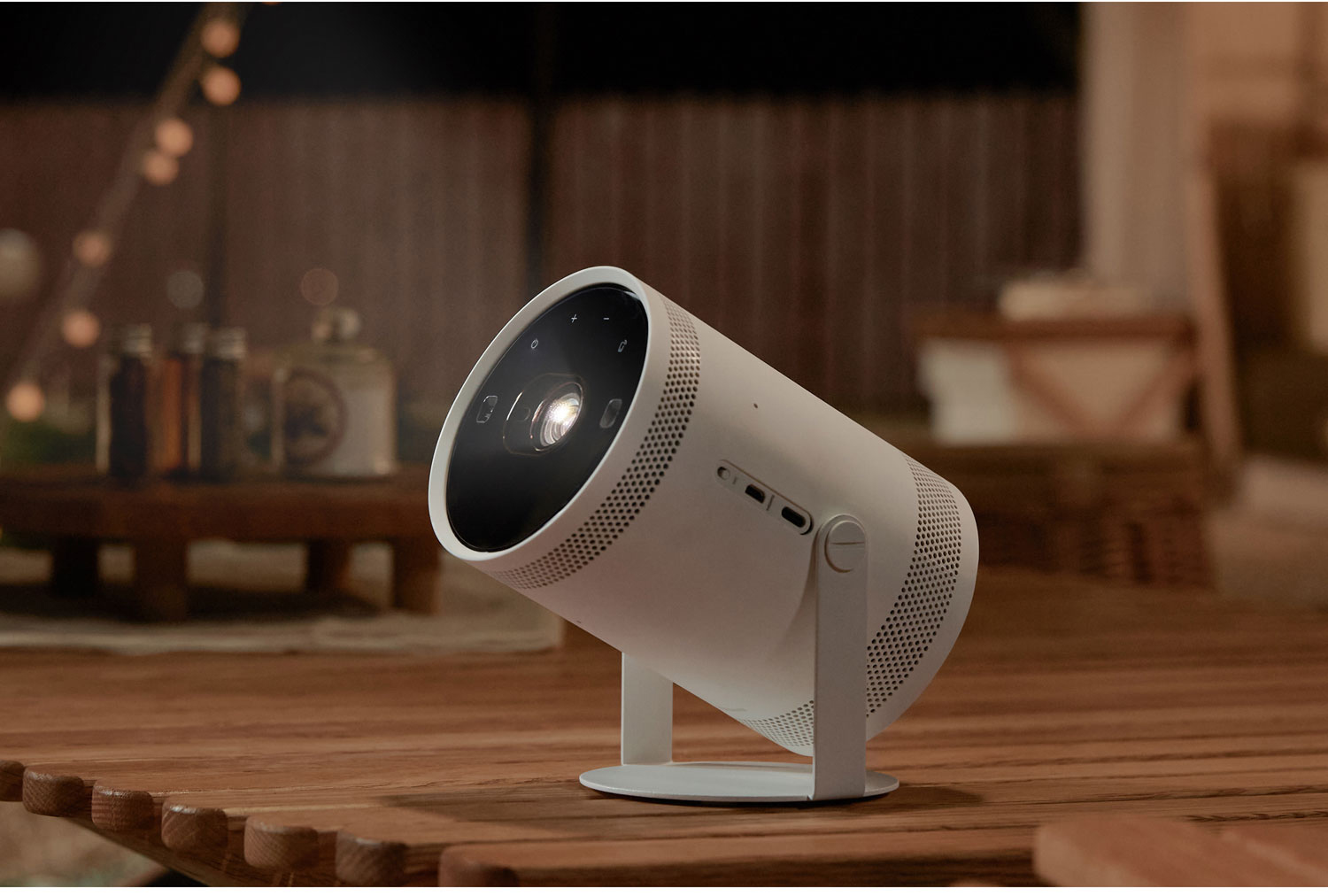 Projecteur de cinéma maison portable LED 1080p The Freestyle de Samsung