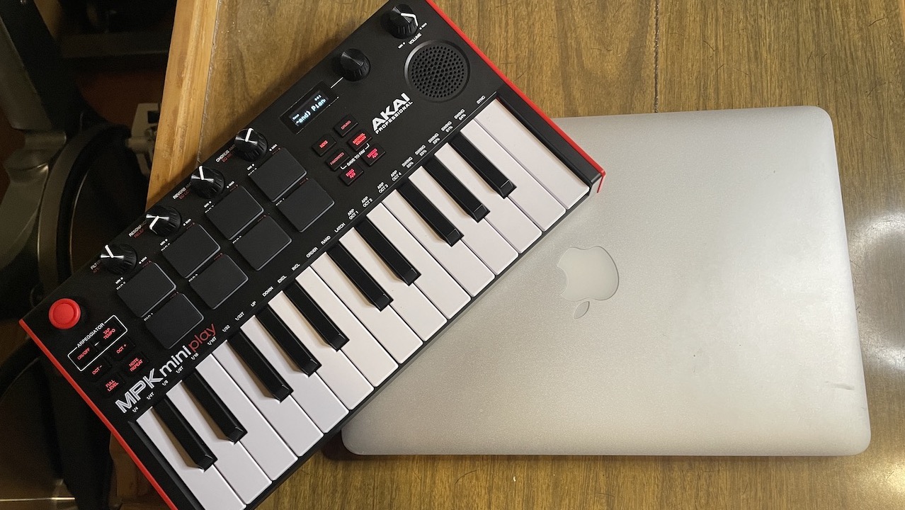 AKAI Professional MPK Mini Play MKIII controller review | Best Buy