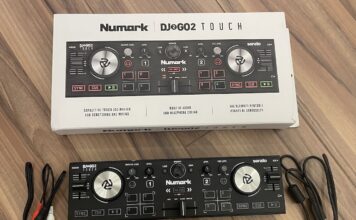 The Numark DJ2GO2 Touch kit