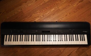 FP-90X digital piano