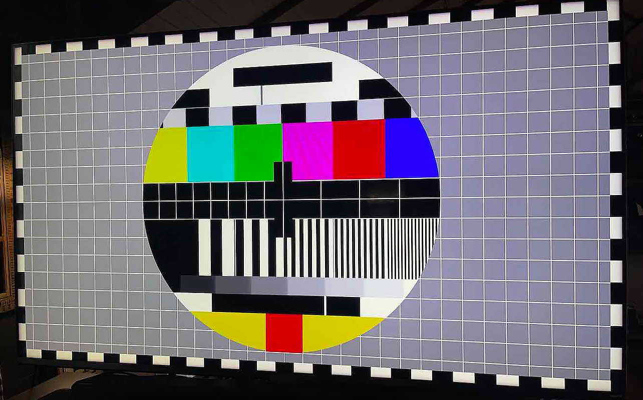 Test pattern to calibrate TV