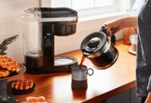 How to clean a drip coffee machine