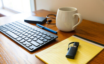 External hard drive vs flash drive: Same or different?