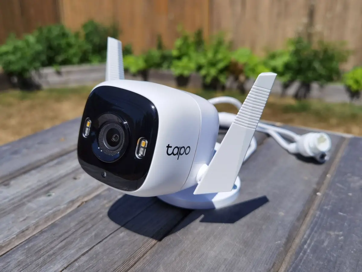 TP-Link Tapo Smart Cameras - Semi-wireless
