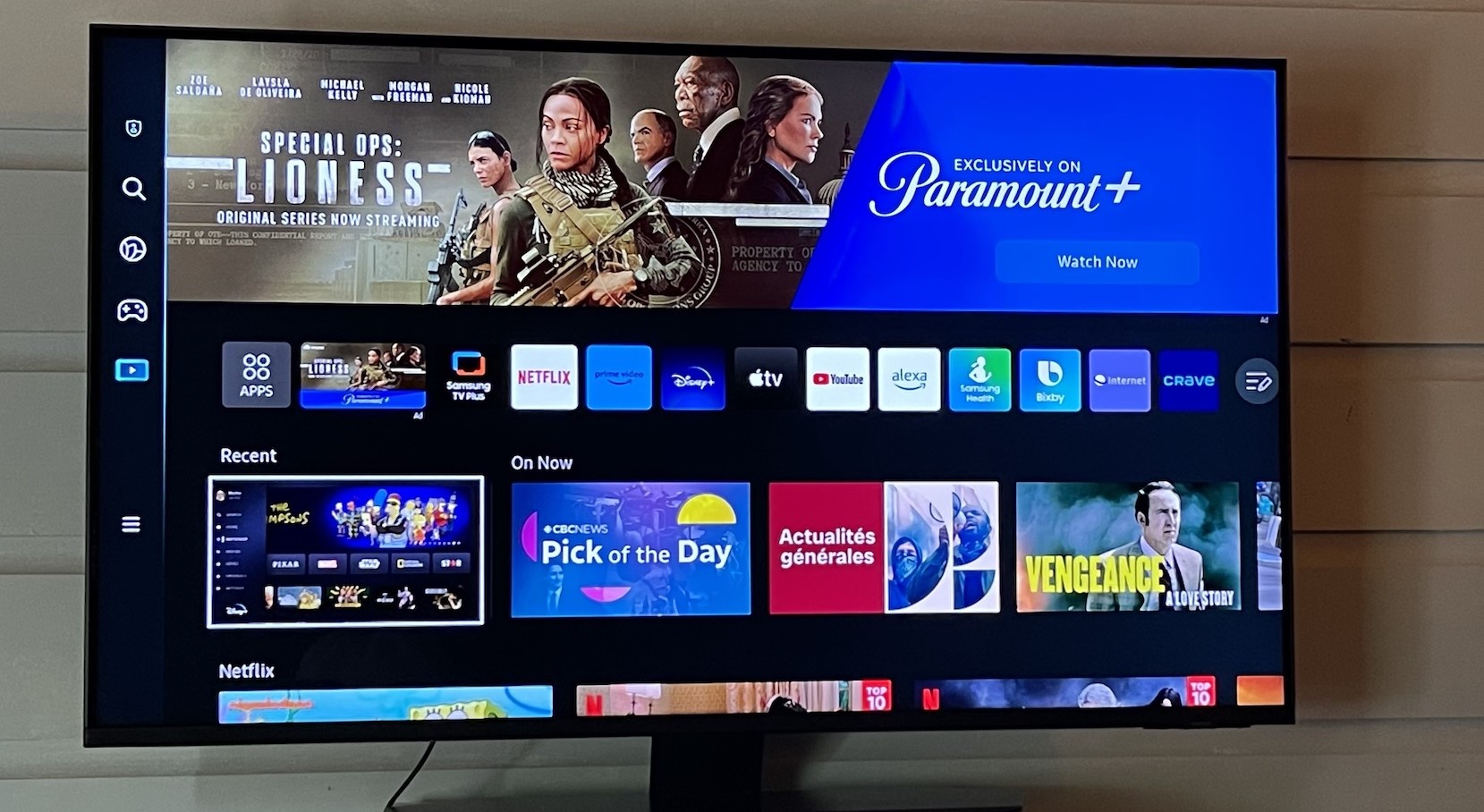 Smart TV, Apps with Smart Hub