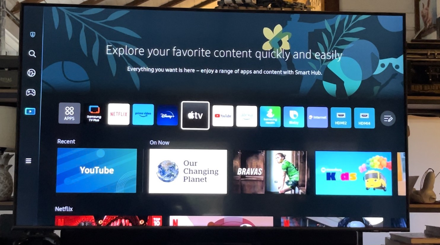 Samsung Smart TV hub with more apps and content
