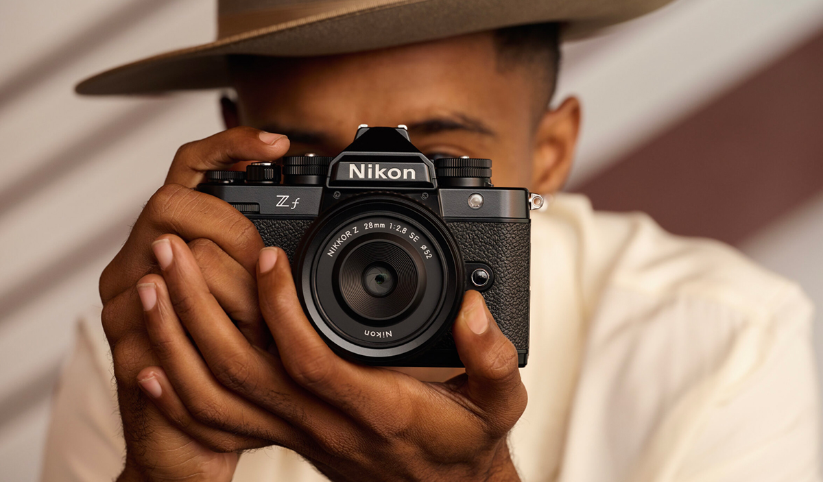 Exploring the Nikon Zf Mirrorless Camera: A Comprehensive Review of the  40mm f/2 Lens and Accessories