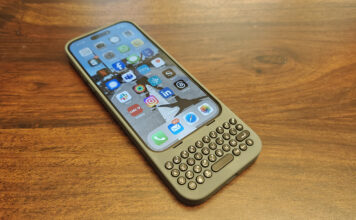 Clicks Keyboard Case for iPhone