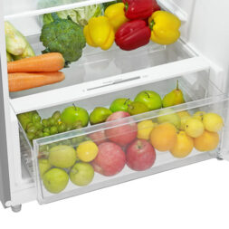 Crisper drawer in Insignia Top Freezer Refrigerator 