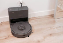 !!Shark Matrix Self-Emptying Robot Vacuum 1