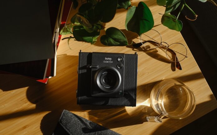 !Fujifilm Instax WIDE Evo announcement 7