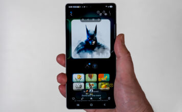 Samsung Galaxy S25 Ultra generative AI Drawing assist Batman.