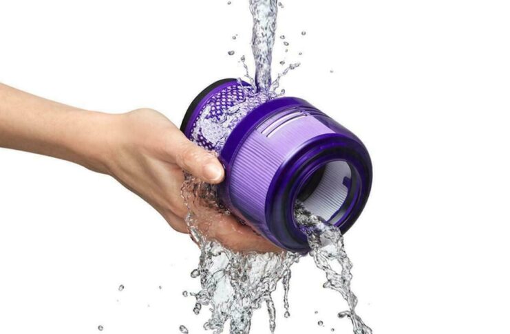 Dyson filter cleaning