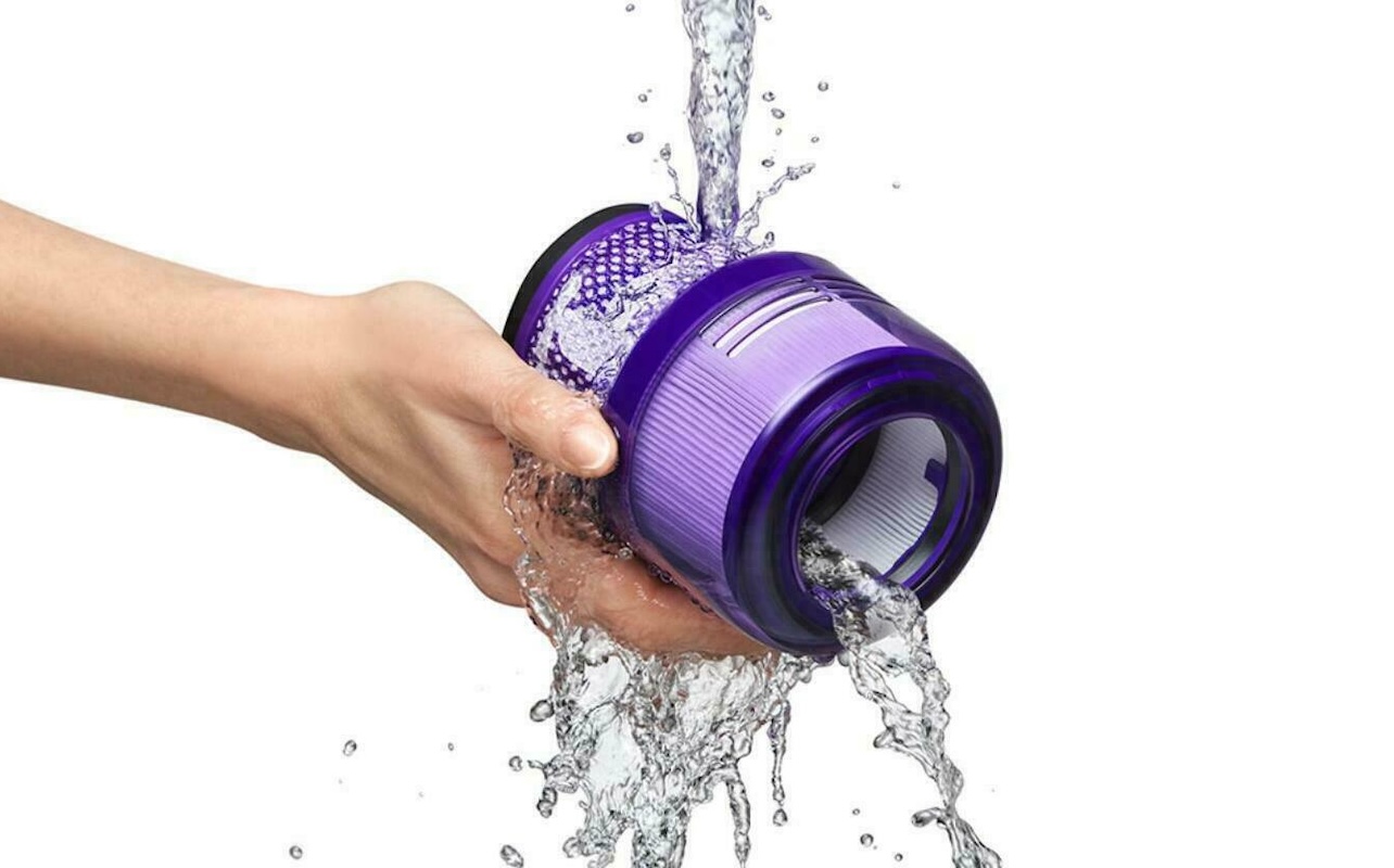 Dyson filter cleaning
