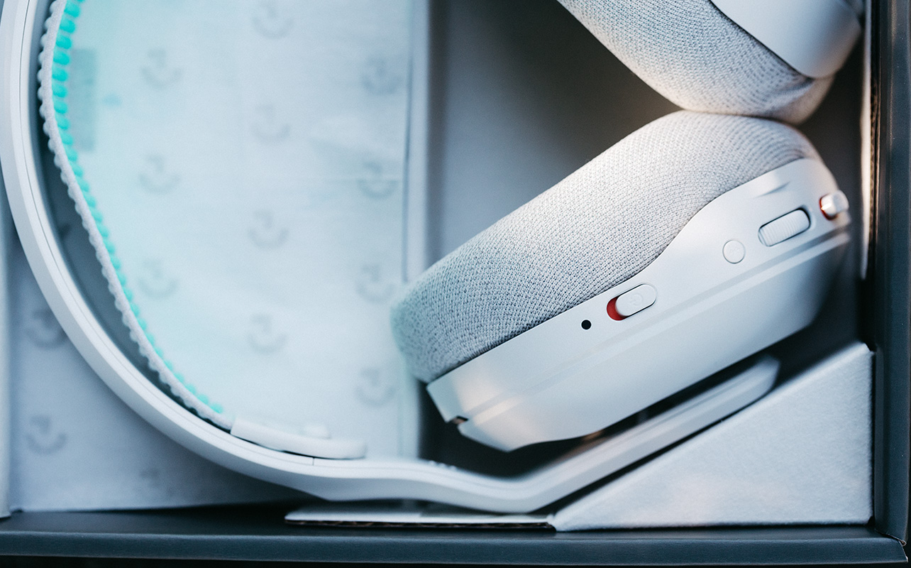 G522 LIGHTSPEED de Logitech en noir en blanc
