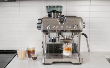De'Longhi espresso machine with Cold Brew