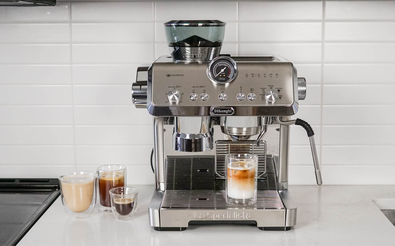 De'Longhi espresso machine with Cold Brew