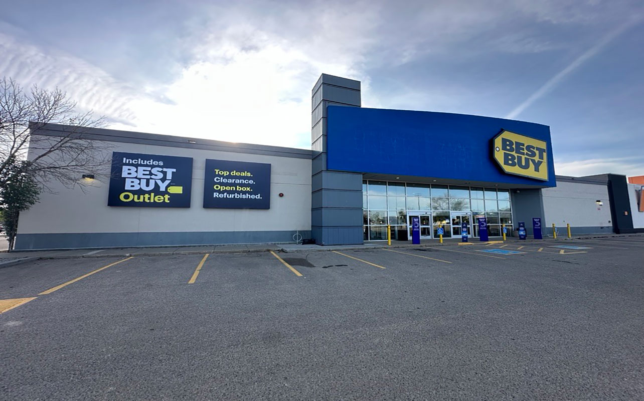 First Best Buy Outlet store is now open in Edmonton