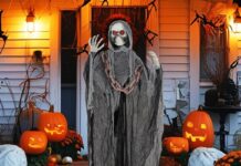 Halloween porch decor
