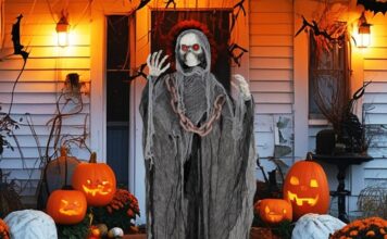 Halloween porch decor