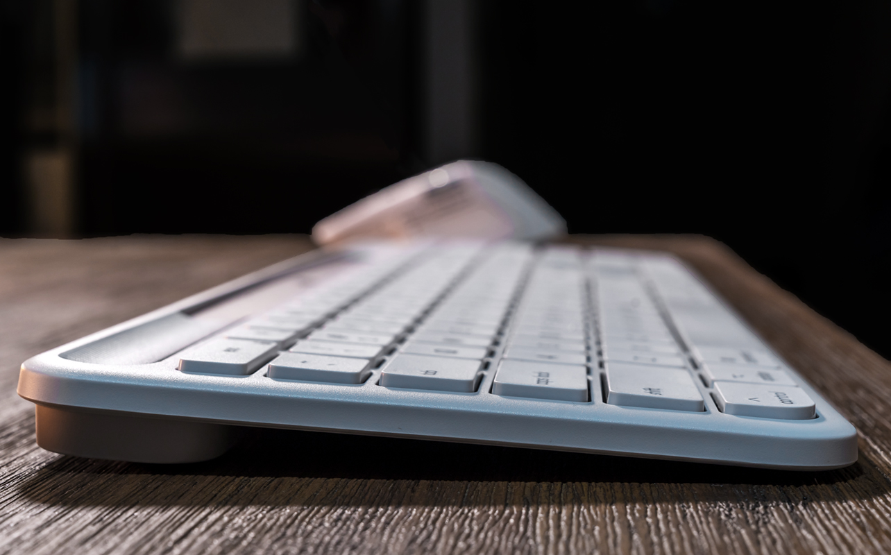 Logitech Signature Slim Solar+ K980 keyboard profile view.