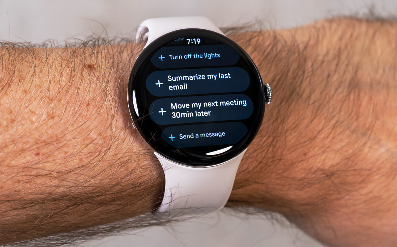 Google Pixel Watch 4 with Gemini.