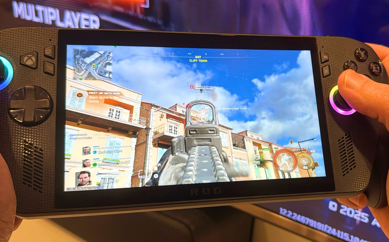 A picture of the ASUS ROG Xbox Ally X with the game Call of Duty: Black Ops 7 on the screen.