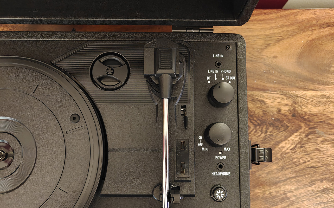 Close up of the buttons on the Victrola Journey Glow record player