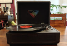 Victrola Journey Glow record player