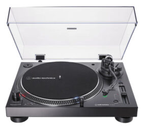 Audio Technica AT LP120XUSB turntable