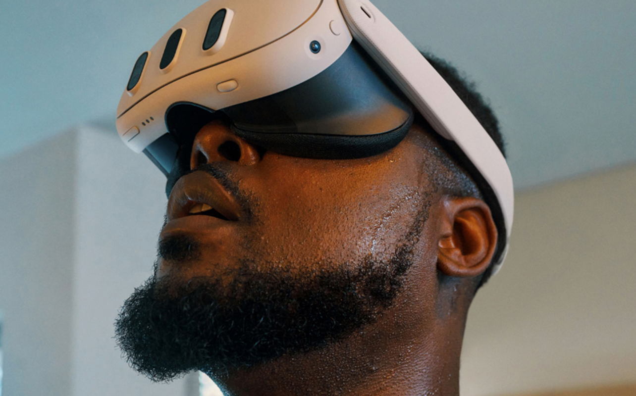 Give VR headset like the Meta Quest 3 as a gift for him