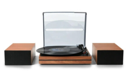 Retrolife R612 turntable