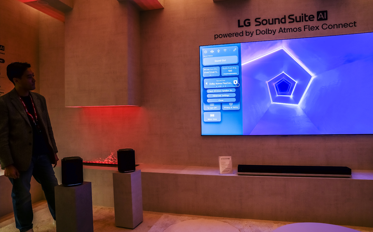 LG Sound Suite H7 sound bar